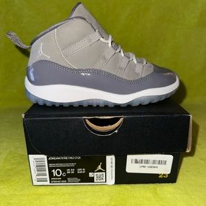 Jordan 11 Retro (Cool Greys)